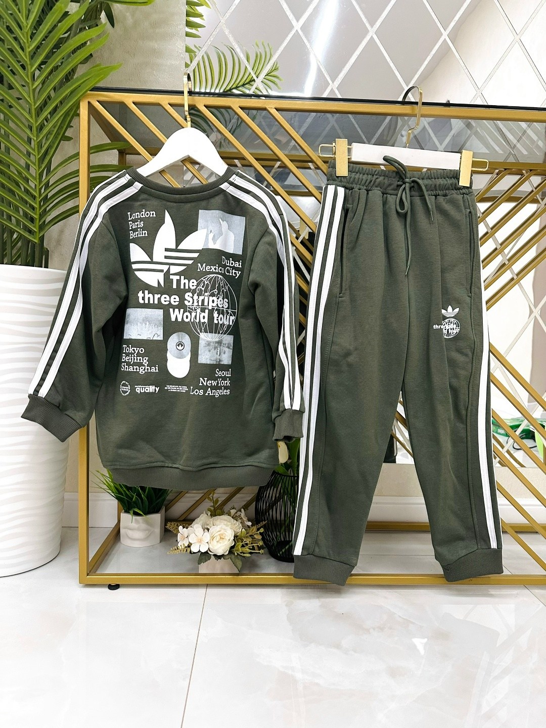 костюм стильный,спортивные костюм,детские костюмы,спортивные костюмы адидас