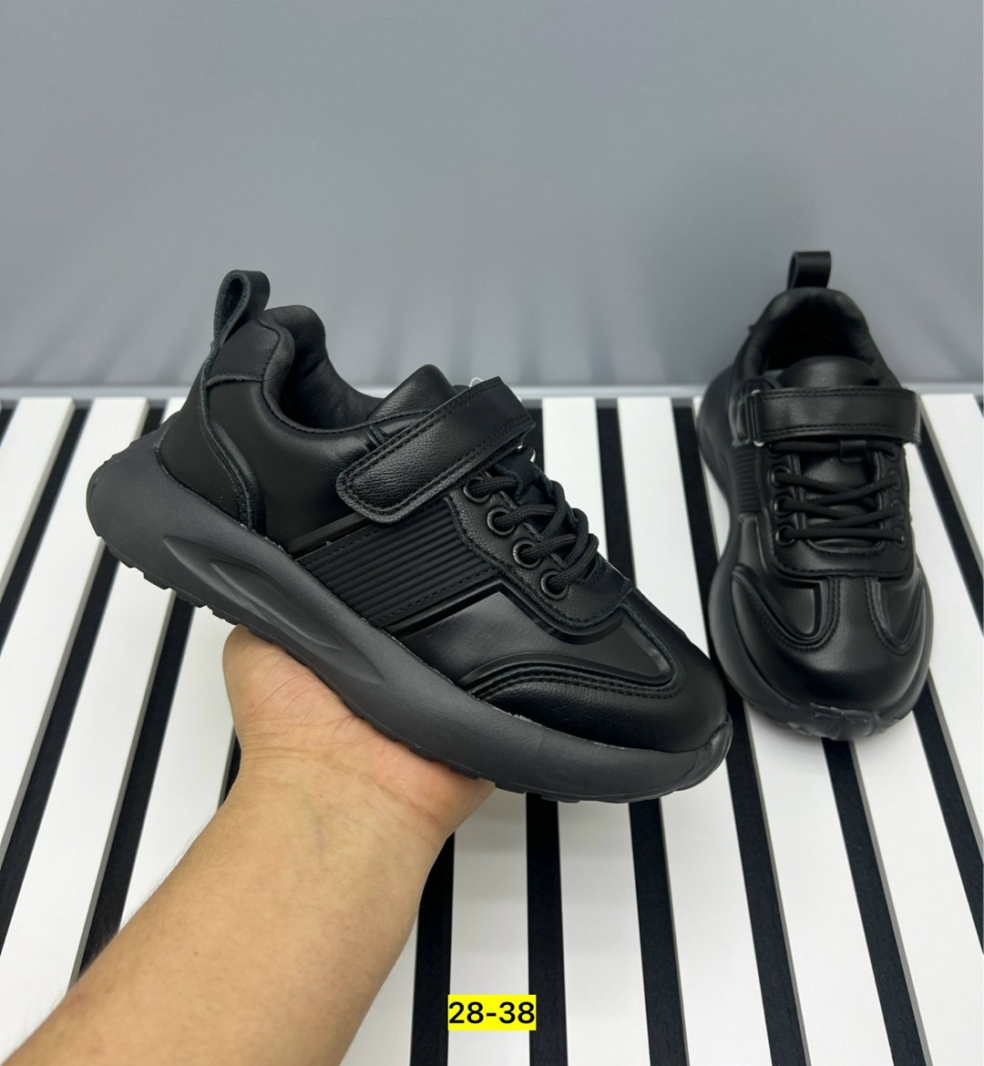 ,кроссовки мальчику, спортивная,детские кроссовки,кроссовка детская