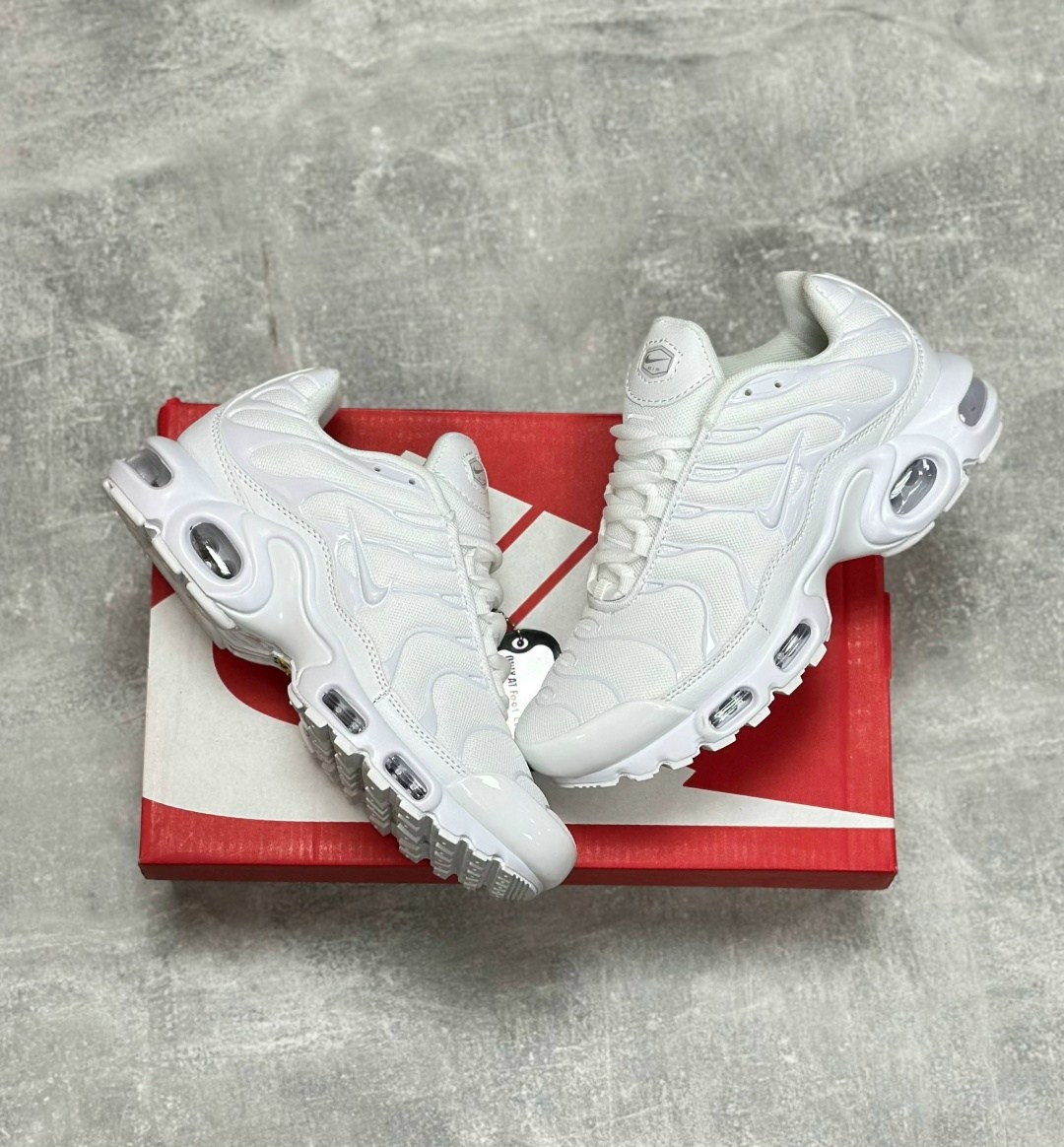 кроссовки nike air max plus tn,nike air max plus tn white,кроссовки nike air max plus,кроссовки,кроссовки найк тн плюс