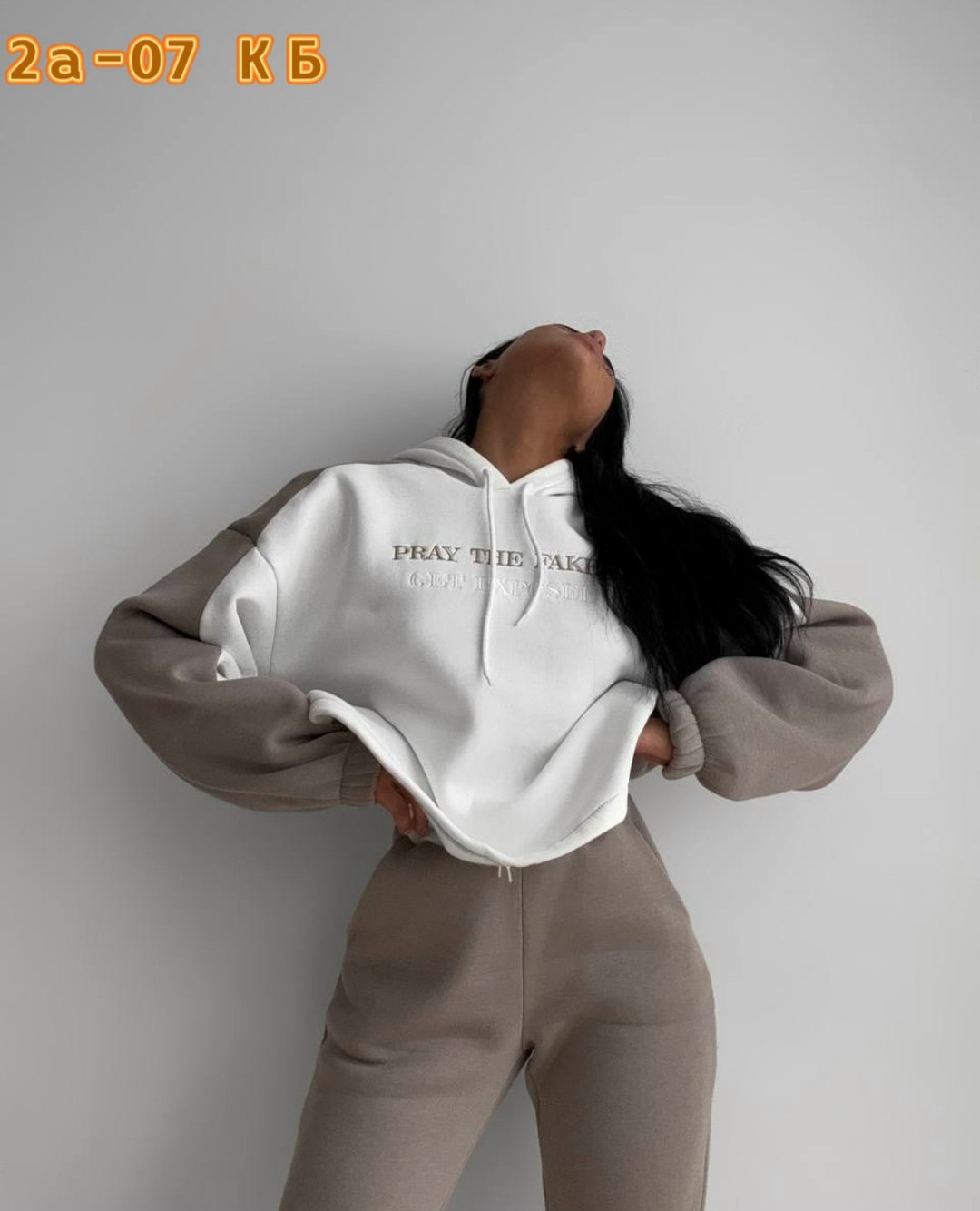 спортивные костюмы оверсайз,теплый спортивный костюм оверсайз,костюм на флисе,спортивный костюм с капюшоном,спортивные костюмы на флисе