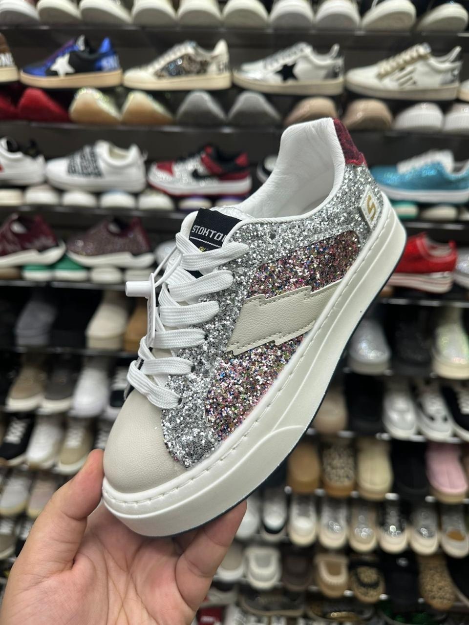 ,женские кроссовки,блестящие кроссовки,кроссовки с блестками женские,женские модные кроссовки