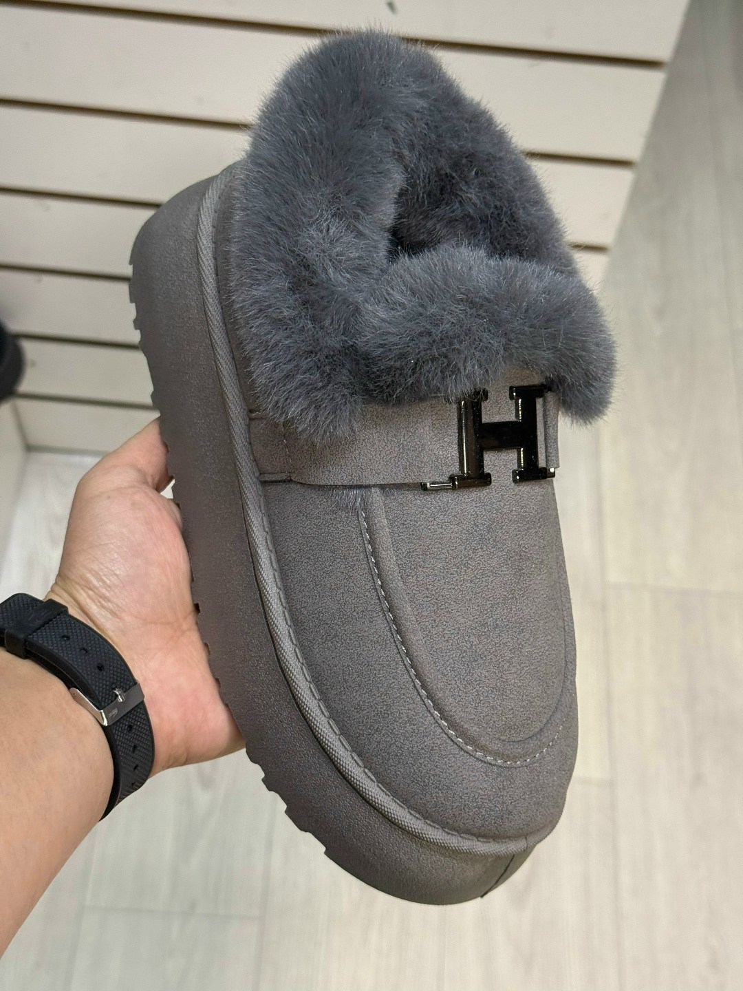 женские угги,,угги,угги женские зимние,модные угги