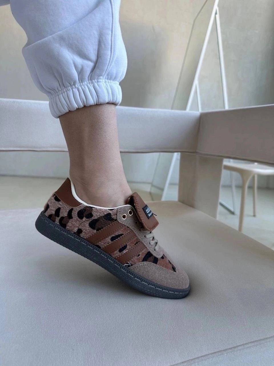 женские кроссовки,,кроссовки леопардовые,кроссовки adidas,кроссовки кеды adidas samba