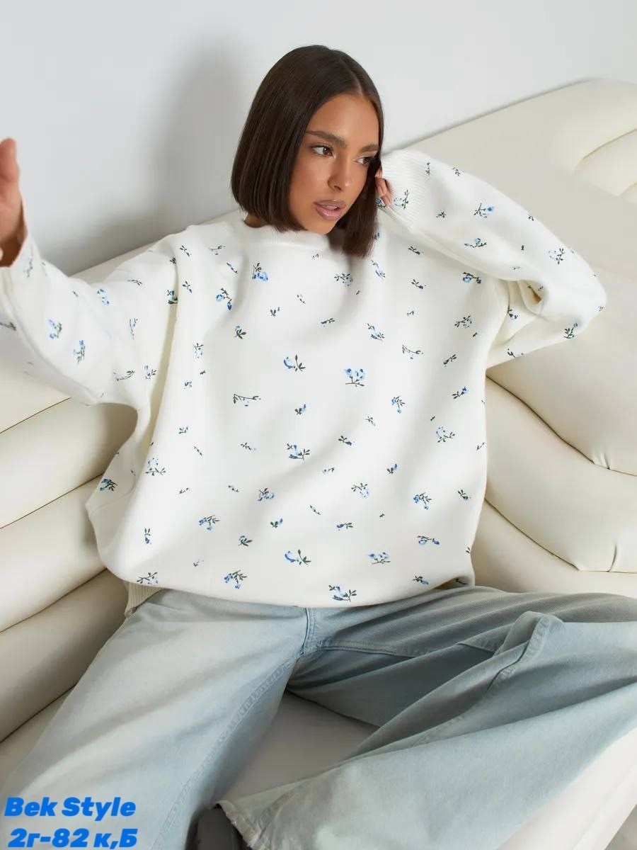 свитер с цветочной вышивкой,свитер с вышивкой,свитер,трикотажный свитер,джемпер с цветочками