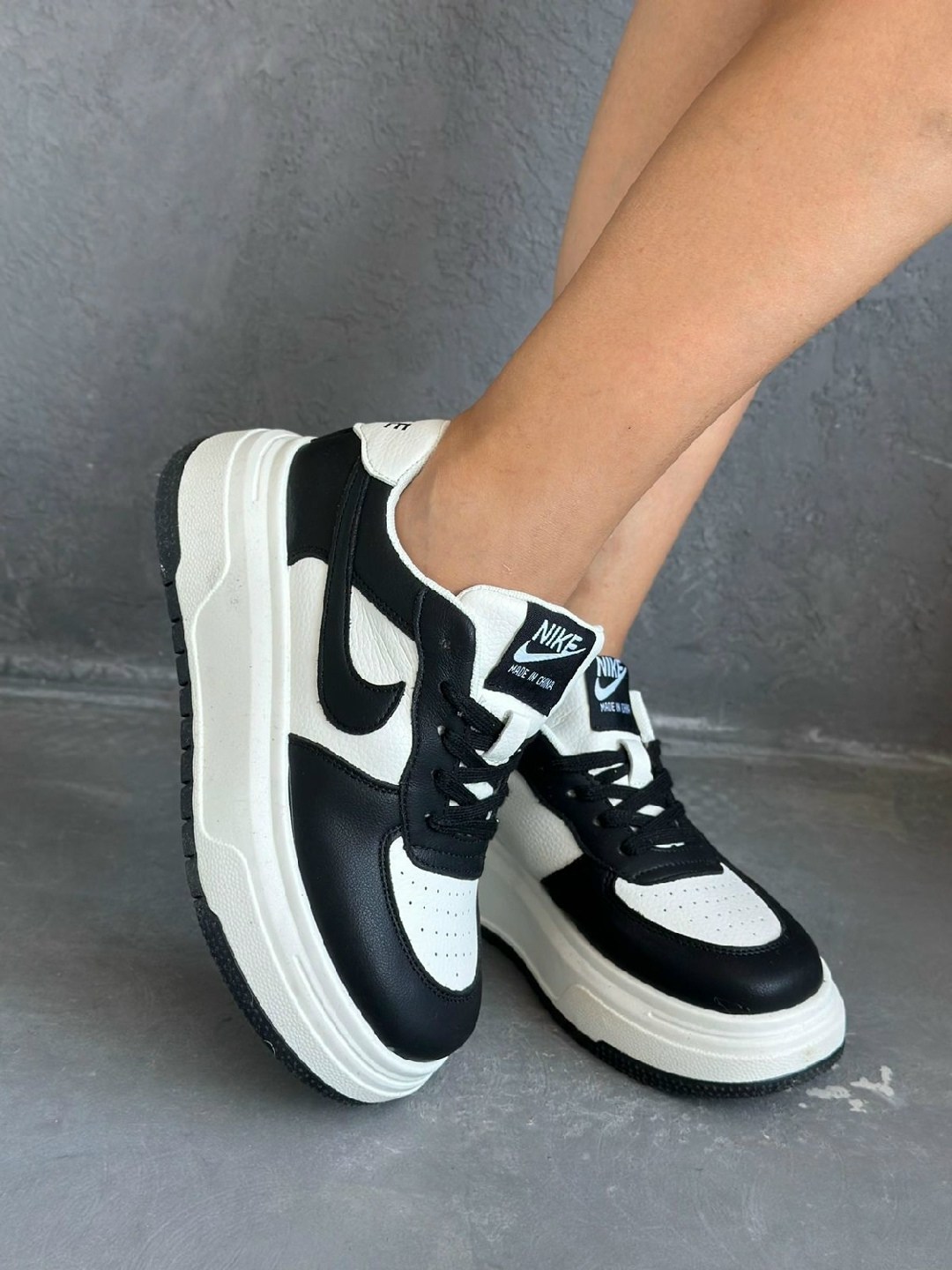 женские кроссовки,кроссовки модные,,кроссовки стильные,повседневные кроссовки