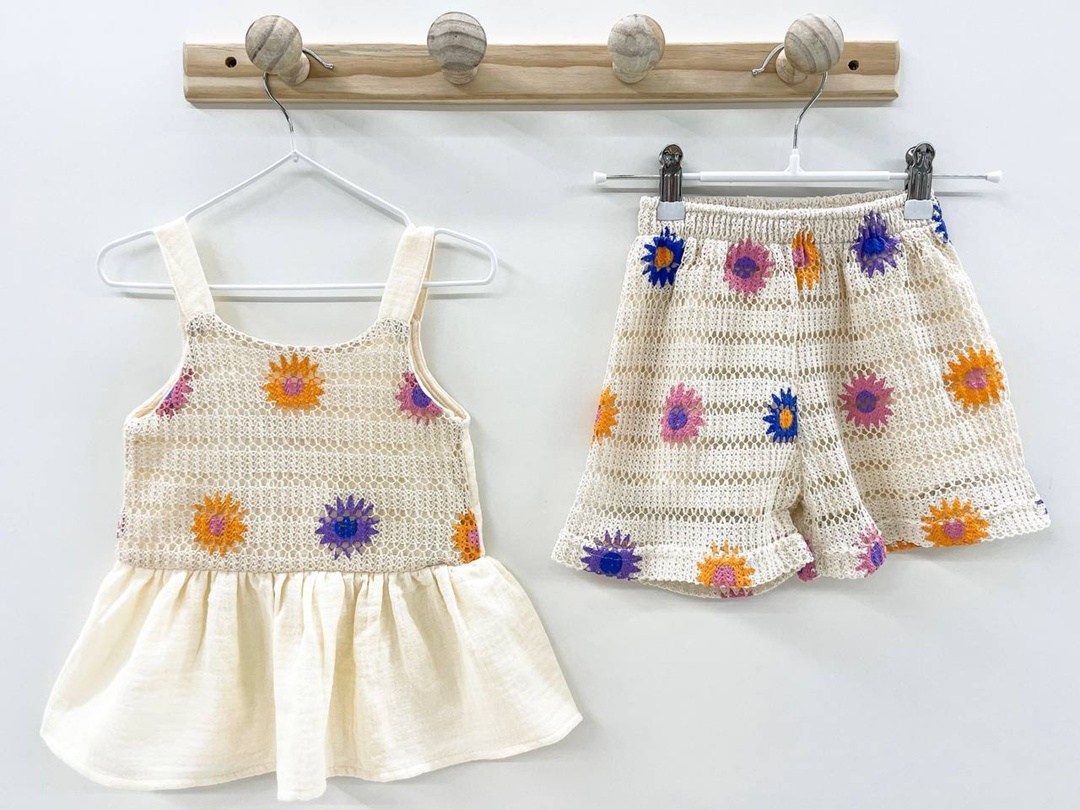 детские вещи крючком,детские вязания,детские платья крючком,летние костюмы,костюмчик