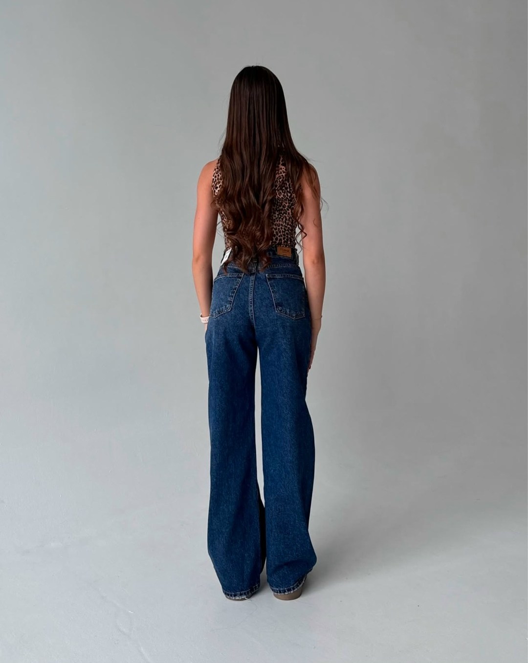 джинсы женские,джинсы женские клеш,широкие джинсы,джинсах,джинсы брюки