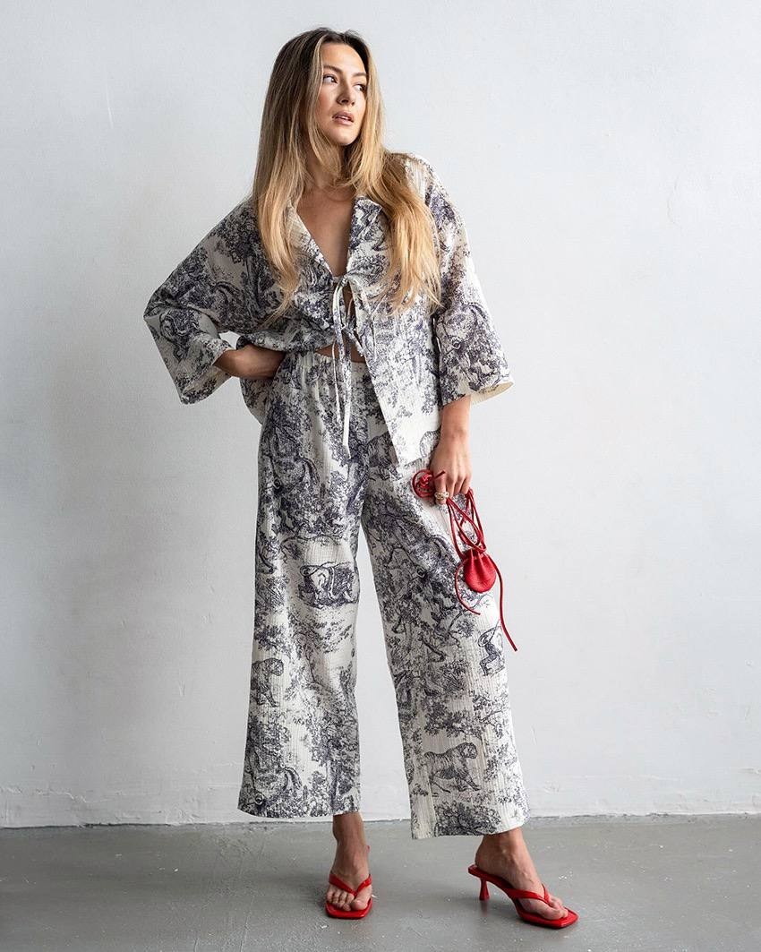 костюмы брючные,костюм брючный в пижамном стиле,пижамные костюмы,костюм в пижамном стиле,костюм с брюками