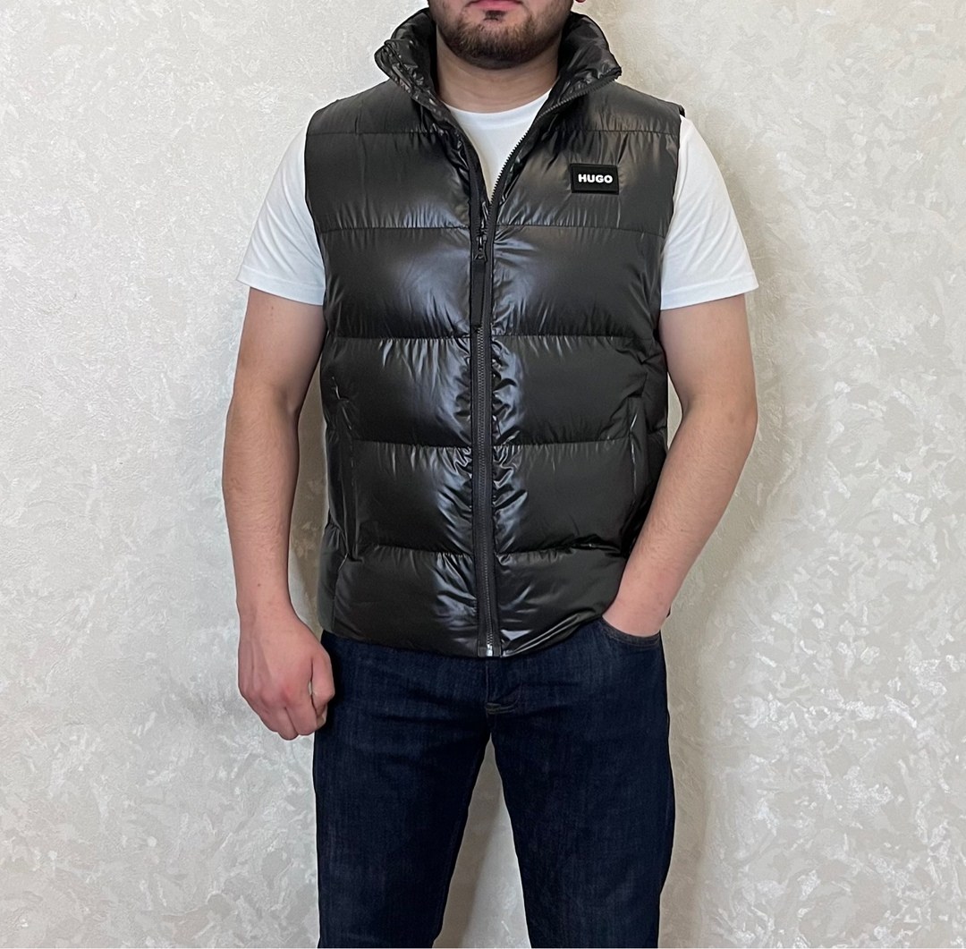 жилет,жилетка,жилетка армани мужская,мужские жилеты,жилет хаки мужские