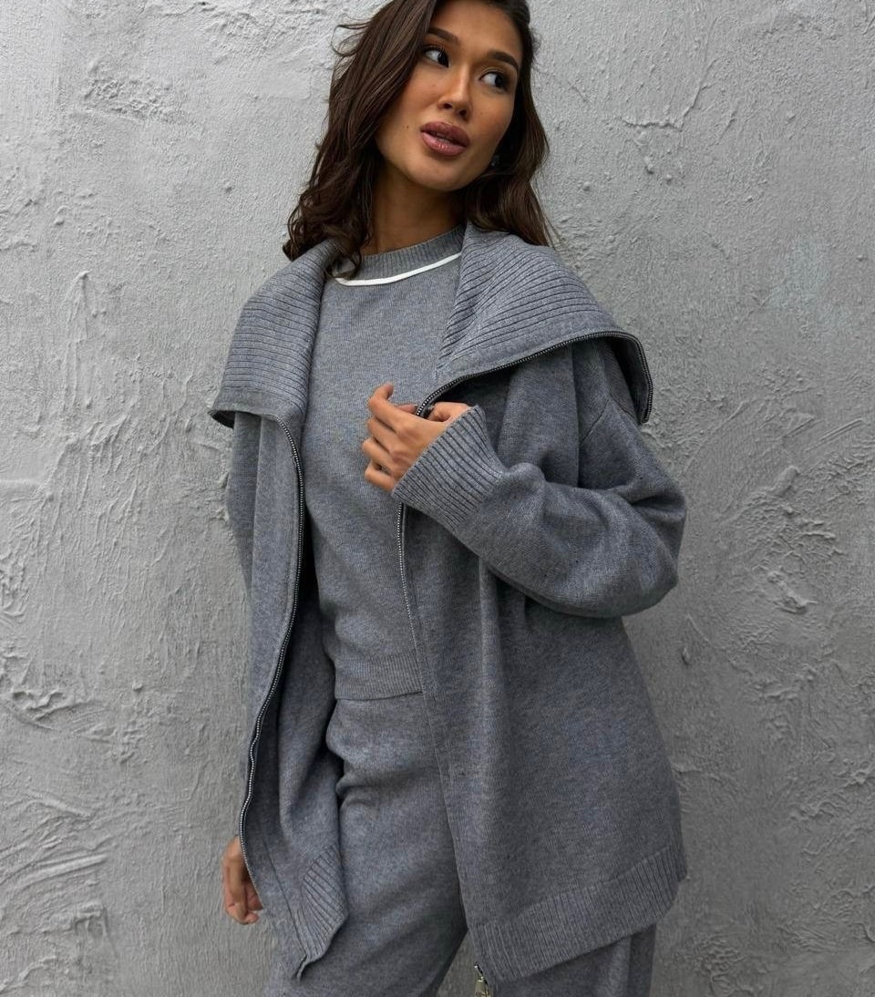 трикотажные костюмы,серый костюм женский,вязаные костюмы,серый брючный костюм,теплый костюм