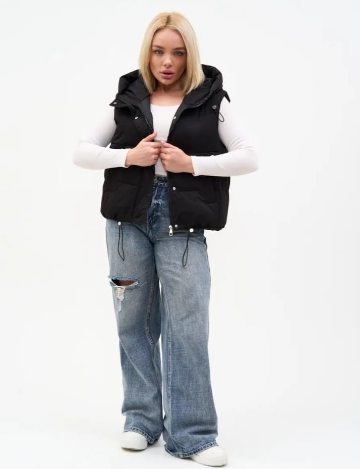 жилетка женская,женские жилеты,жилетка с капюшоном,жилет утепленная,жилетка утепленная