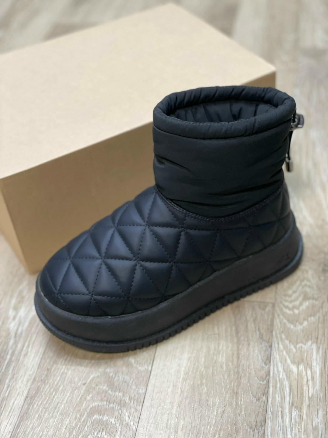 ,угги женские,угги дутики зимние короткие на высокой подошве,дутики женские,дутики угги женские