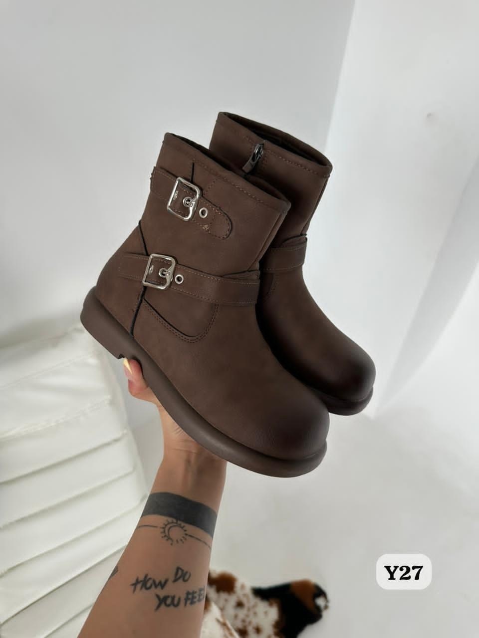 ,короткие сапоги,сапоги модные,женские сапоги,женская