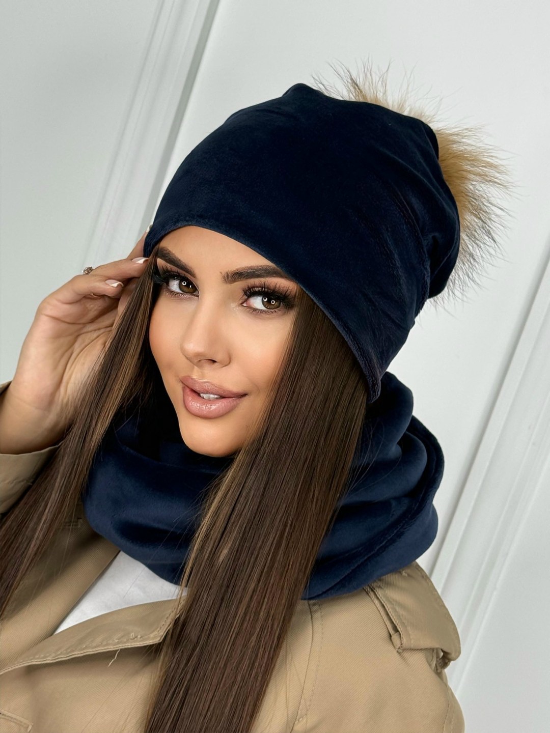 шапка для женщин,женская шапка,комплект шапки,шапка зимняя женская,велюровая шапка