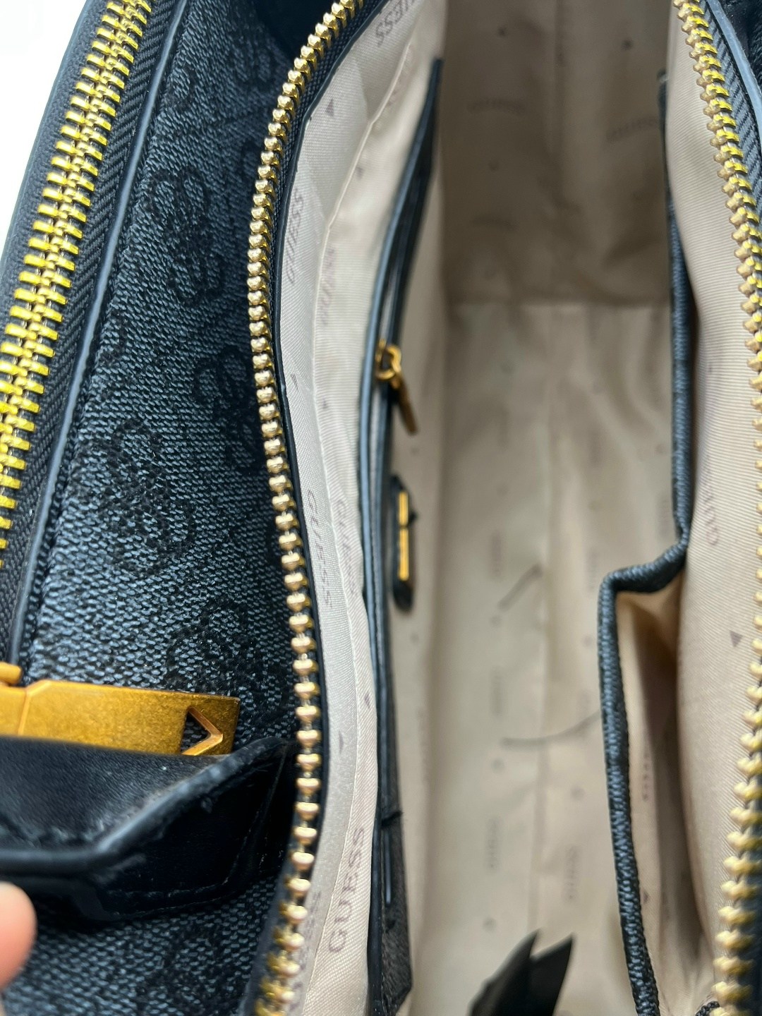 cумка женская guess,cумка guess,сумка guess сумка guess,guess сумка тоут,стильная сумка guess