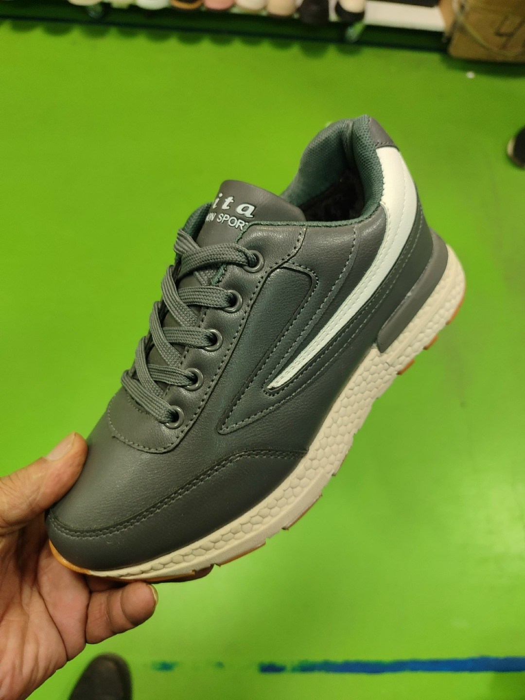 мужские кроссовки,,кроссовка мужской,женские кроссовки,повседневные кроссовки