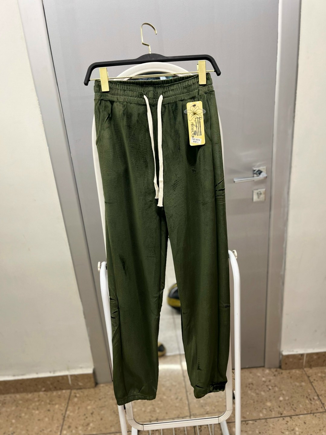 спортивные брюки,брюки спортивные штаны,брюки штаны,спортивные штаны,штаны мужские