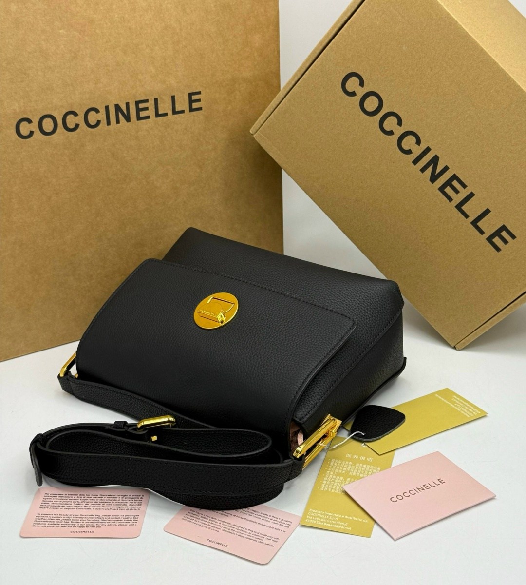 сумка coccinelle,женская сумка coccinelle,сумка через плечо coccinelle,coccinelle сумка на плечо,сумка