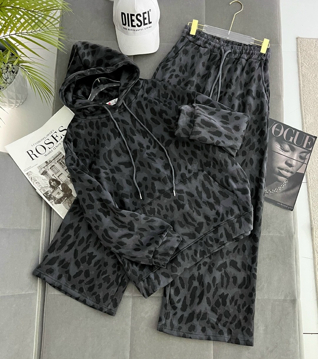 леопардовые костюмы,костюмы комплекты,леопардовый костюм женский,костюм женский леопард,костюм с принтом