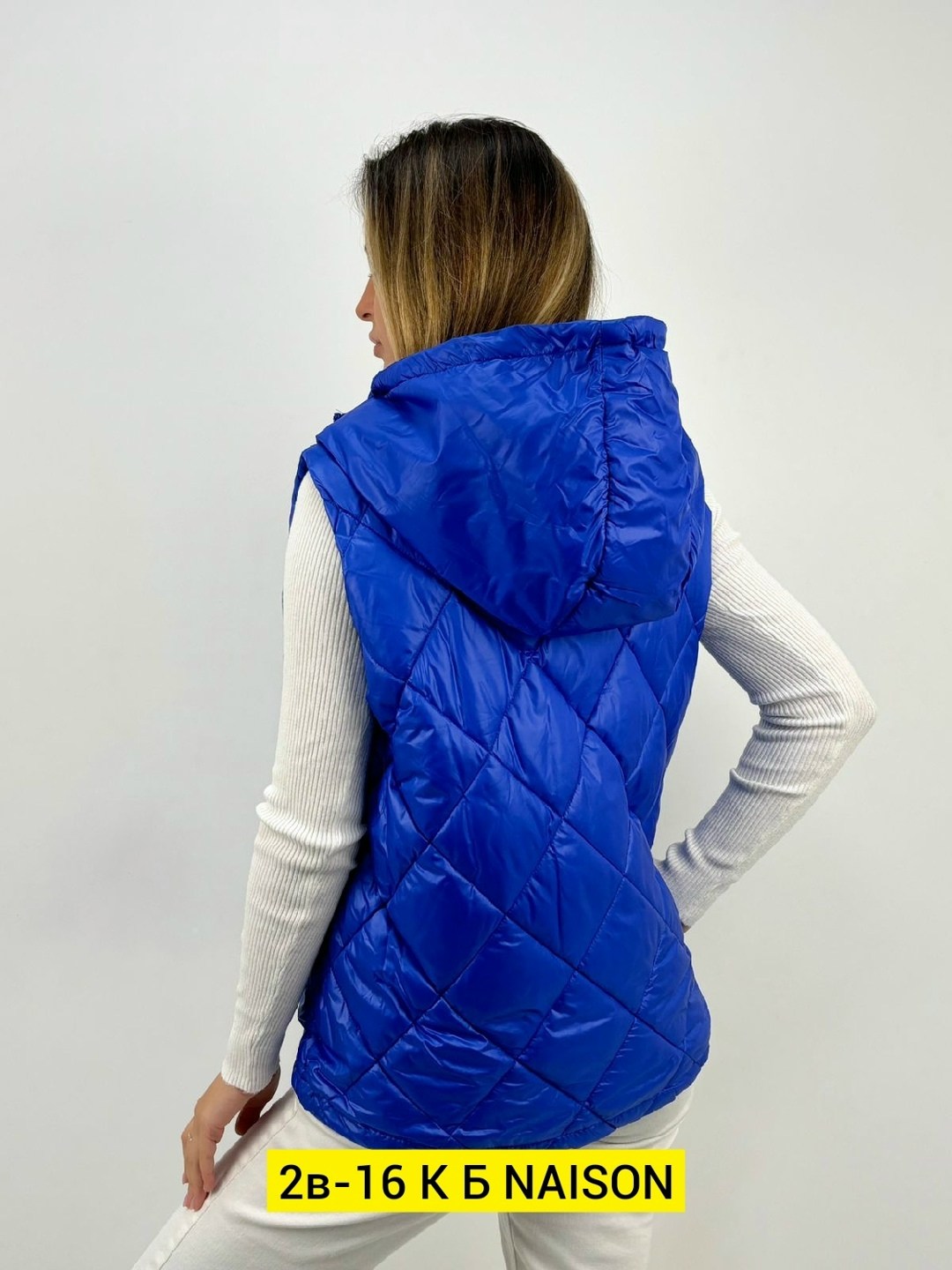 жилетка женская утепленная,женские жилетки,жилетка,женские жилеты,жилетка с капюшоном