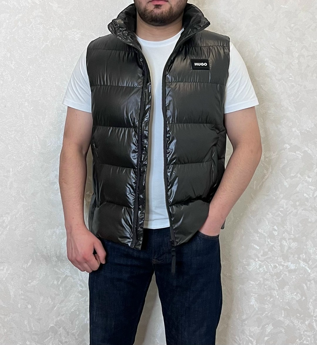 жилет,жилетка,жилетка армани мужская,мужские жилеты,жилет хаки мужские