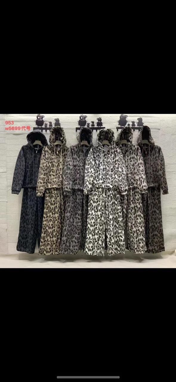 леопардовые костюмы,костюмы комплекты,,одежда ,женский костюм