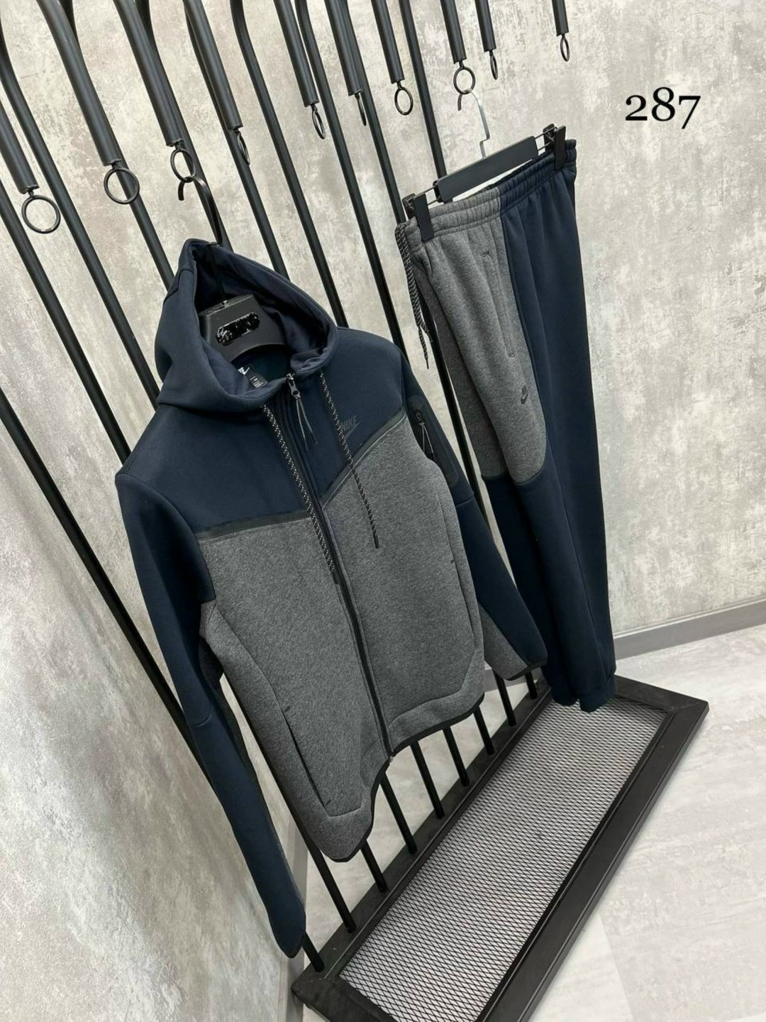 мужские спортивные костюмы,мужской спортивный костюм на флисе,спортивный костюм nike на флисе,спортивные костюмы,спортивный костюм brunello cucinelli