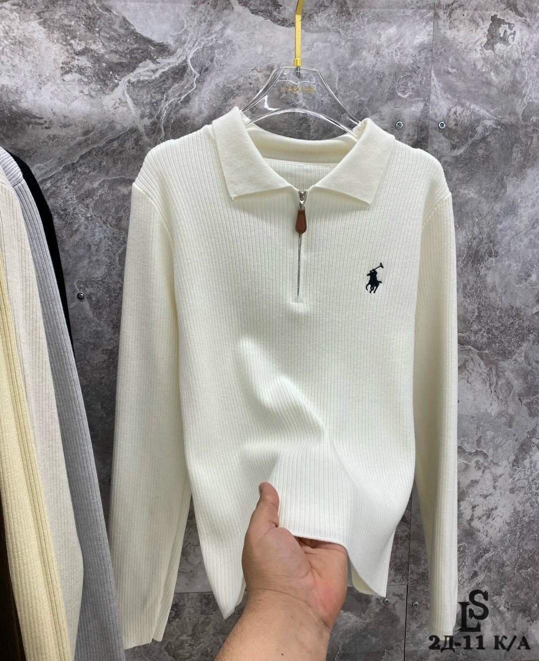 женская кофта,поло кофта,кофта коричневая,свитера женские,кофта с замком