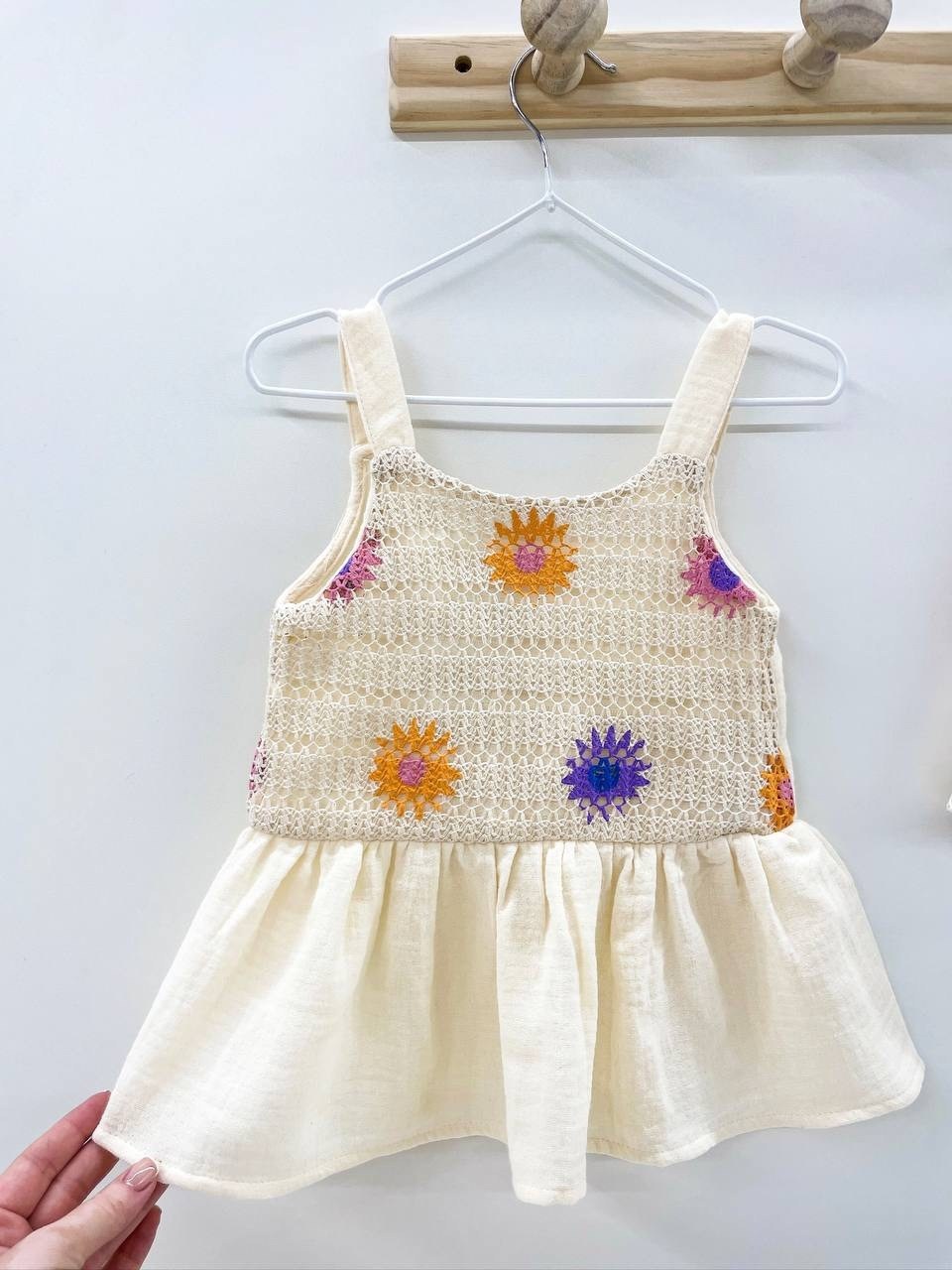 детские вещи крючком,детские вязания,детские платья крючком,летние костюмы,костюмчик