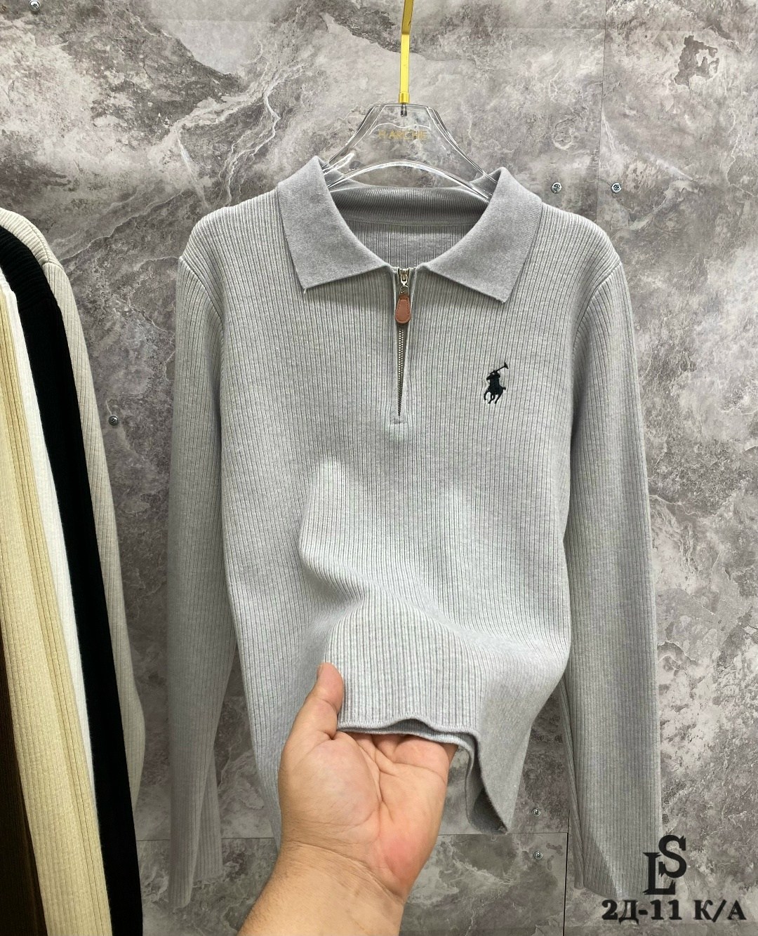 женская кофта,поло кофта,кофта коричневая,свитера женские,кофта с замком