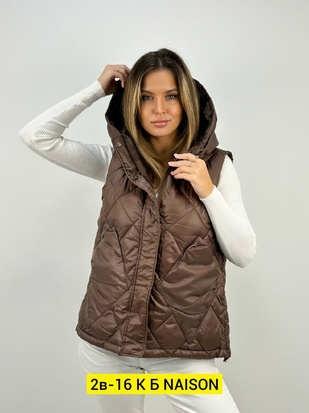жилетка женская утепленная,женские жилетки,жилетка,женские жилеты,жилетка с капюшоном