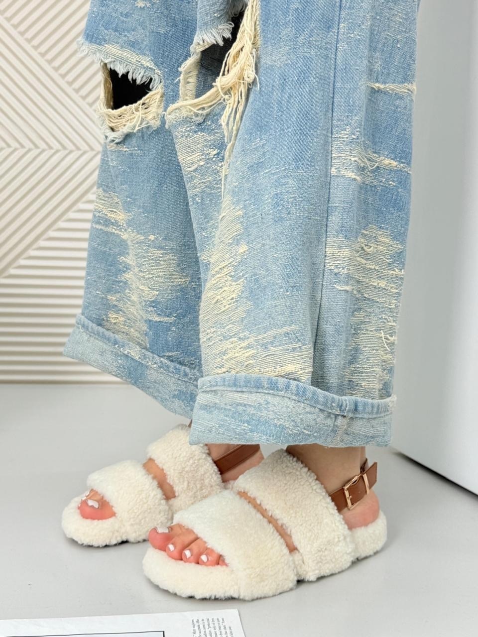 ,меховые тапочки для улицы женские,меховые босоножки,модные тапочки,меховые тапочки