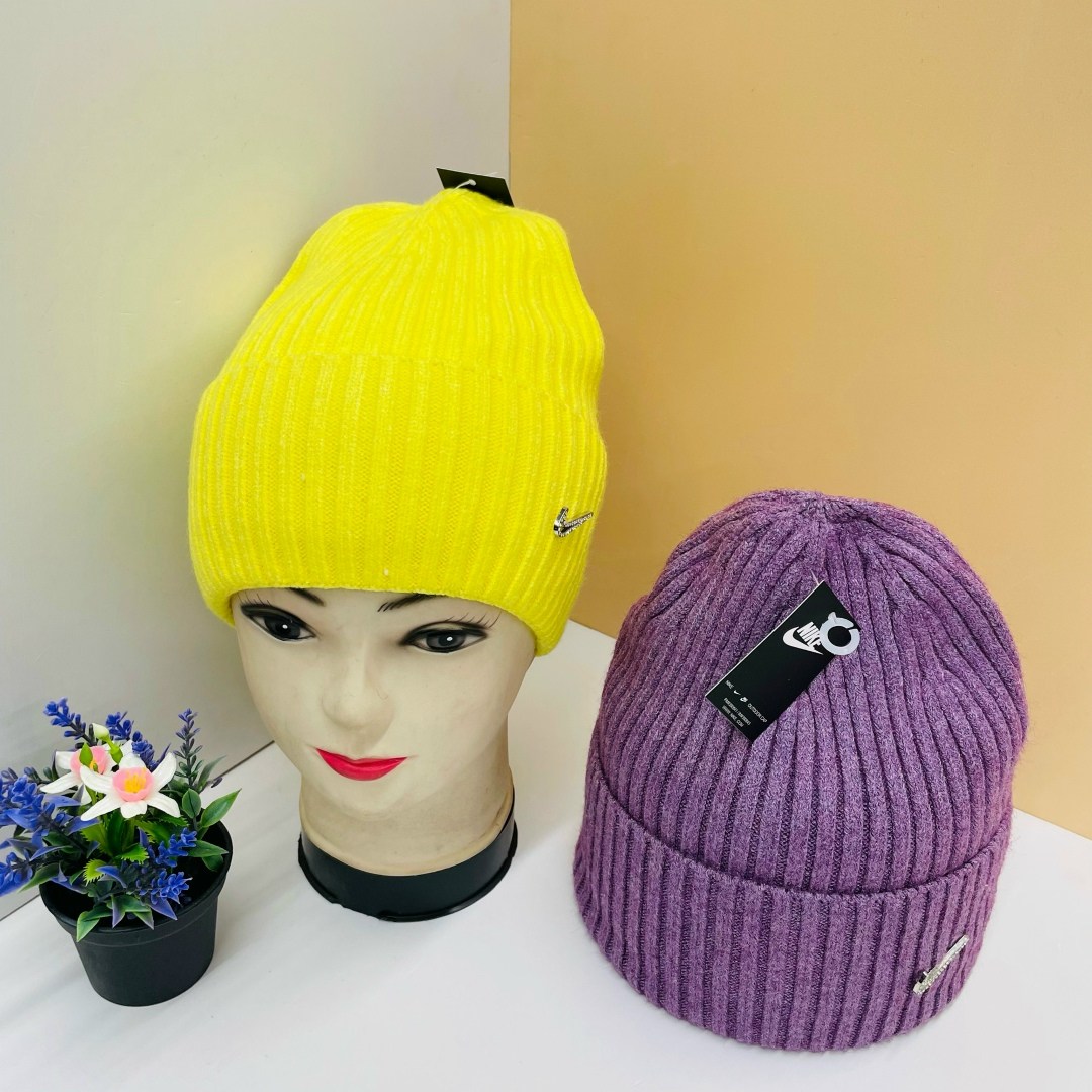 шапка женская,шапка для женщин,женская вязаная шапка,шапка женская зимняя теплая,шапка бини женская