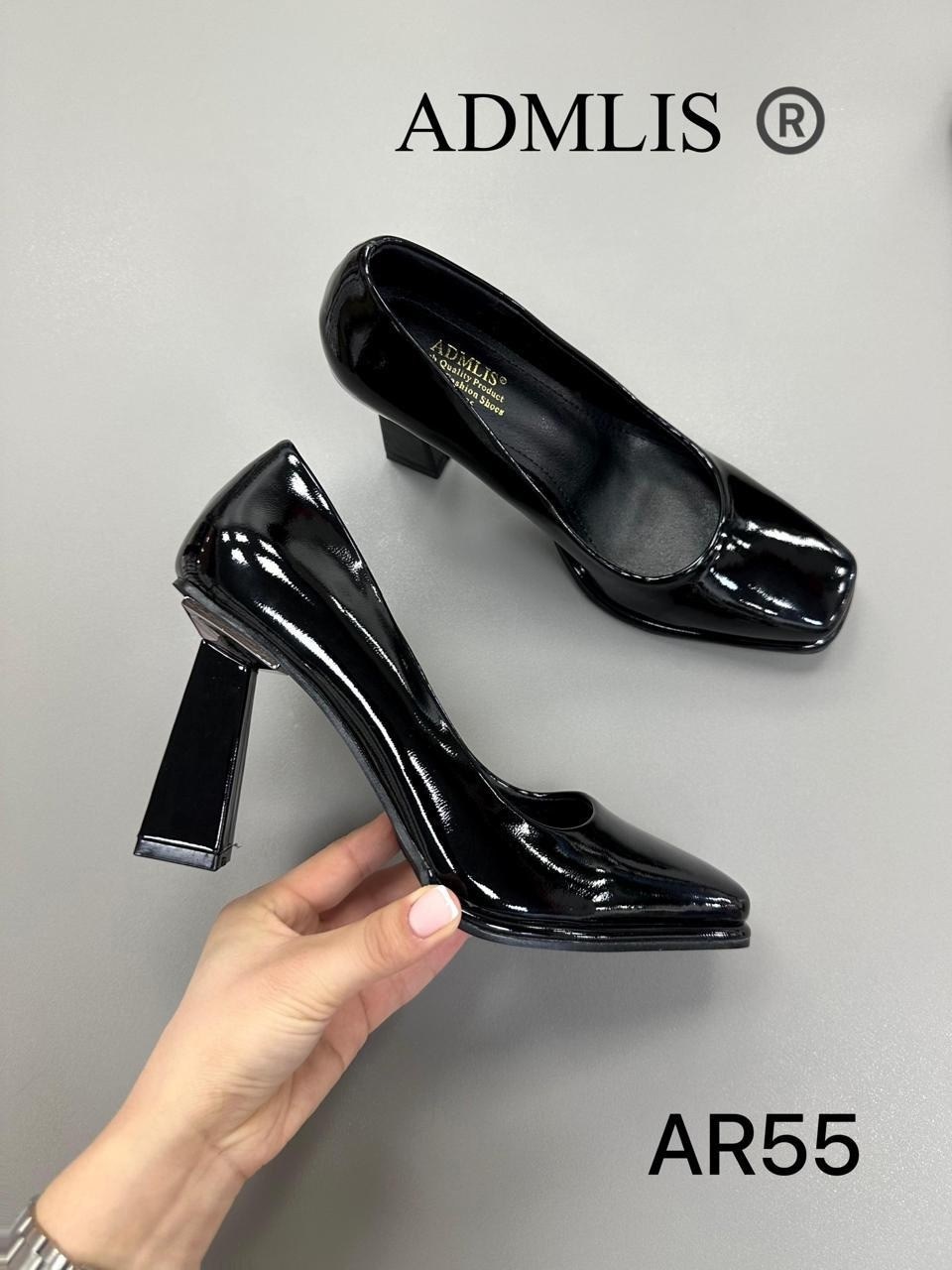 ,каблуки туфли,туфли женские,черные туфли,туфли лодочка
