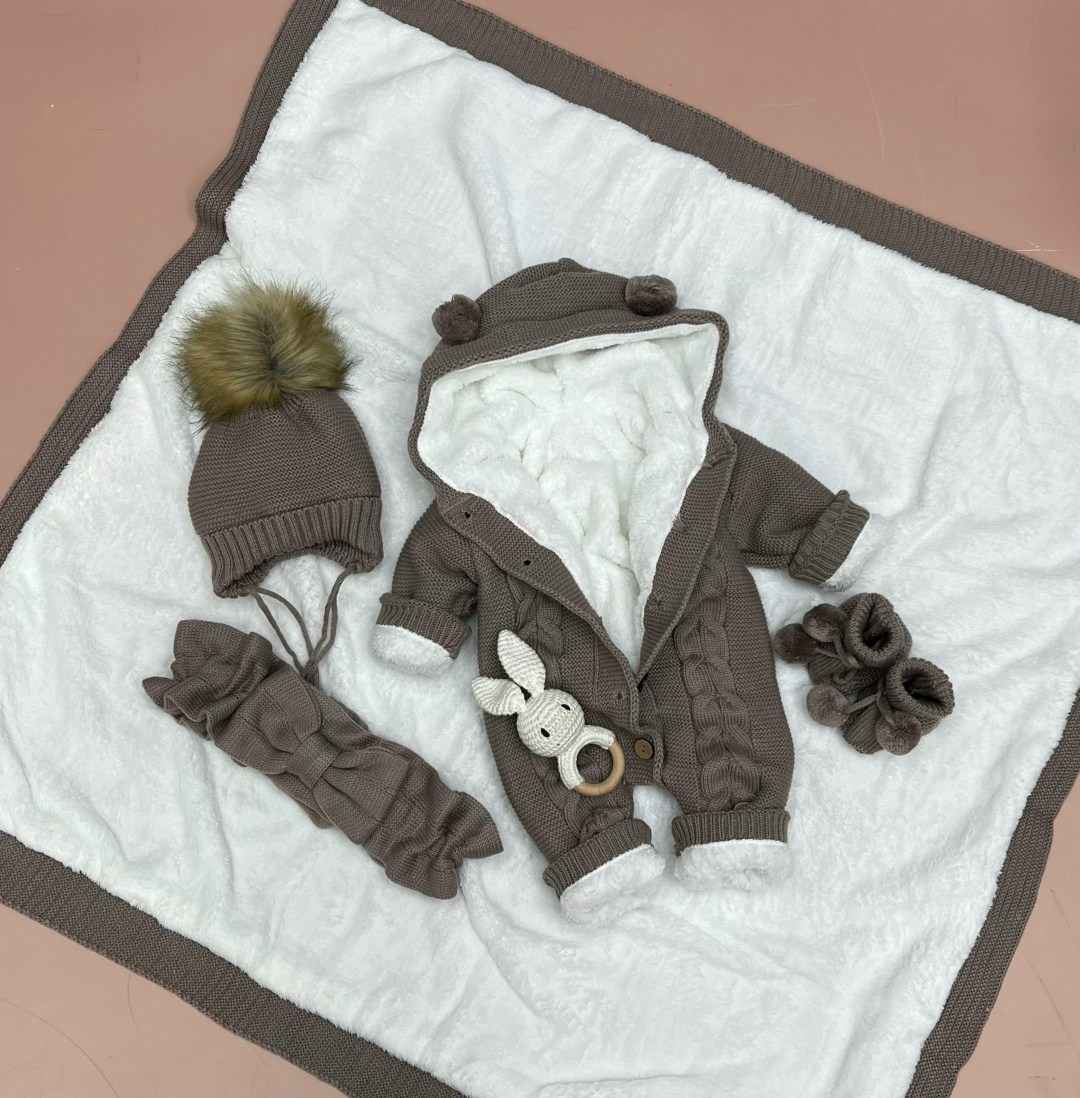 комплект на выписку вязаный 5 предметов,вязаный комплект на выписку,комплект на выписку 5 предметов,вязаный комплект на выписку для новорожденных,комплект на выписку