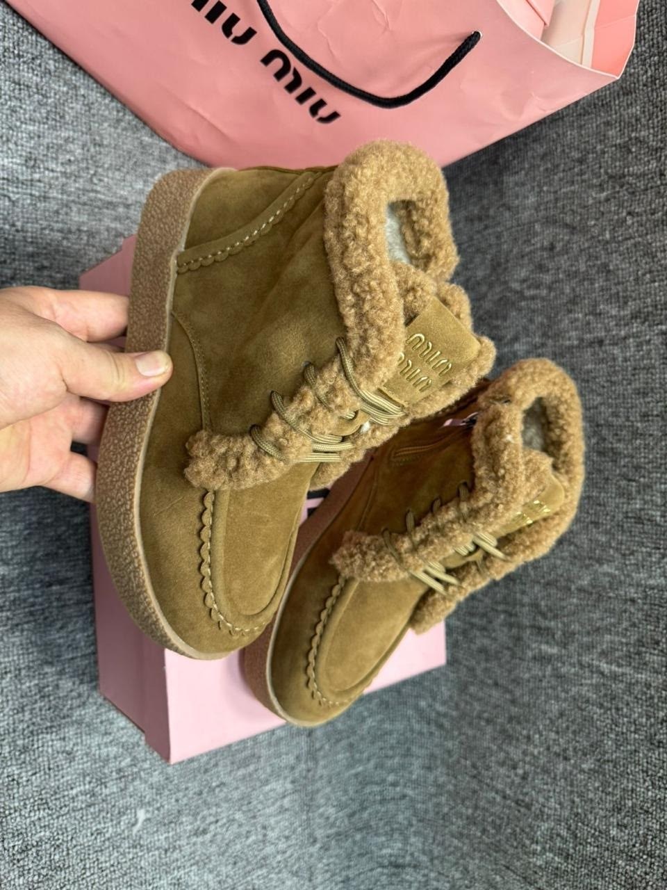 ,ботинки с мехом нескользящие женские,зимняя женская ,ботинки miu miu,ботинки с мехом