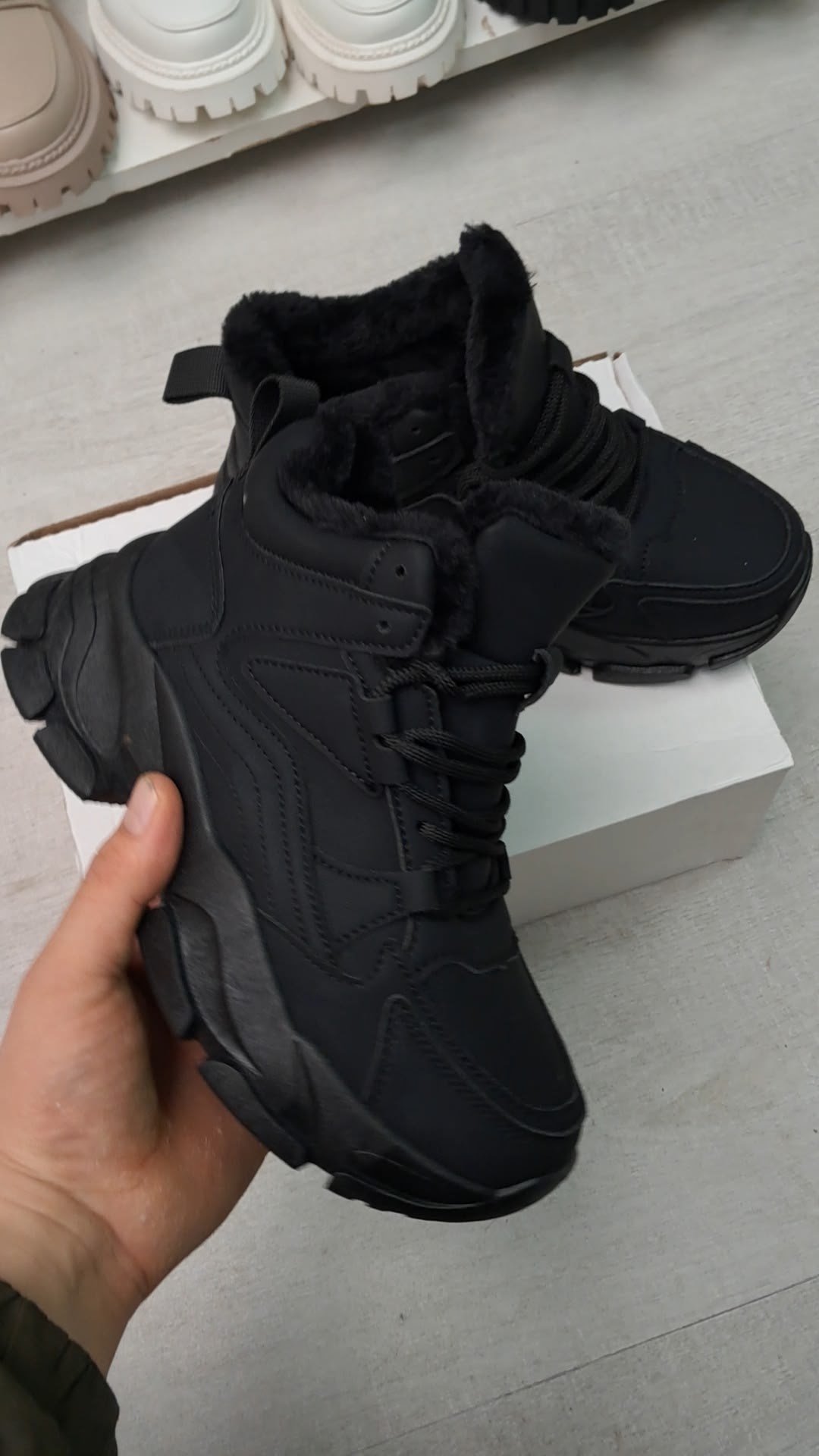 ,зимние женские кроссовки,зимние кроссовки,кроссовки женские зимние с мехом,кроссовки женские