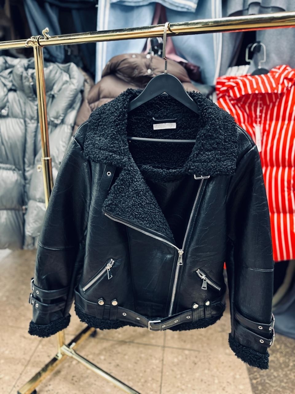 дублёнка авиатор женская страдивариус,дубленка авиатор женская,зара дубленка женская авиатор,дубленка женская,дубленка авиатор