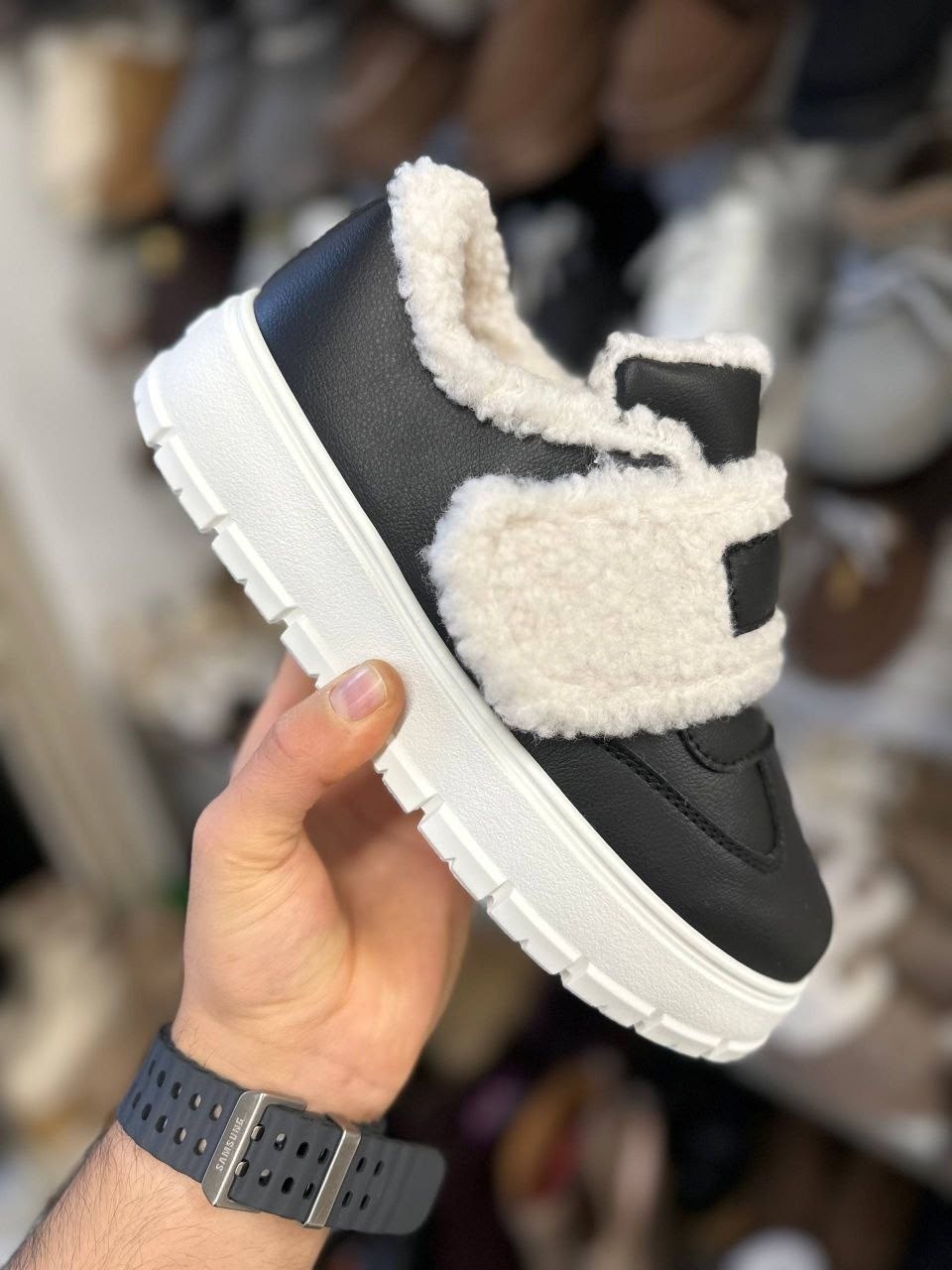 ,зимние женские кроссовки,зимние женские ботинки,женская ,зимняя