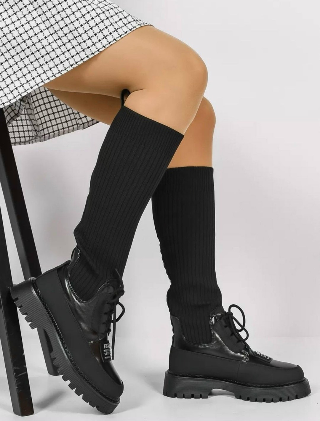 ,модные сапоги,женские сапоги,ботинки с чулками,женские ботфорты