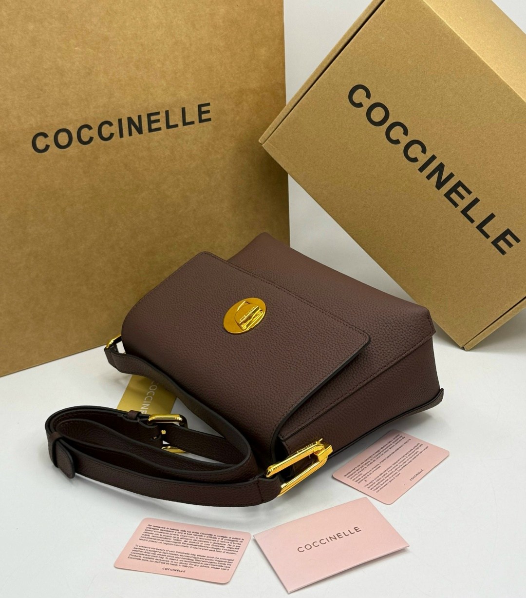 сумка coccinelle,женская сумка coccinelle,coccinelle сумка на плечо,сумки коричневый,сумка