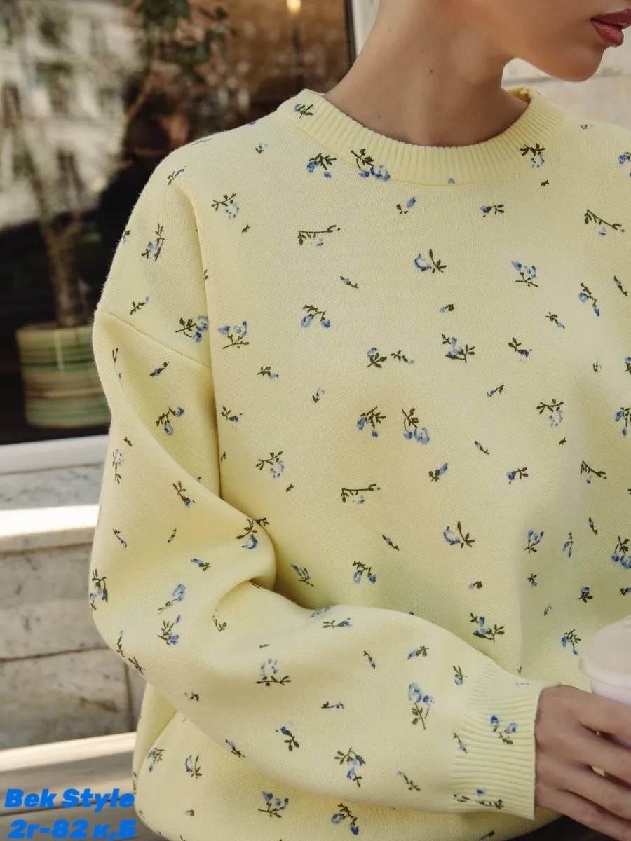 свитер с цветочной вышивкой,свитер с вышивкой,свитер,трикотажный свитер,джемпер с цветочками