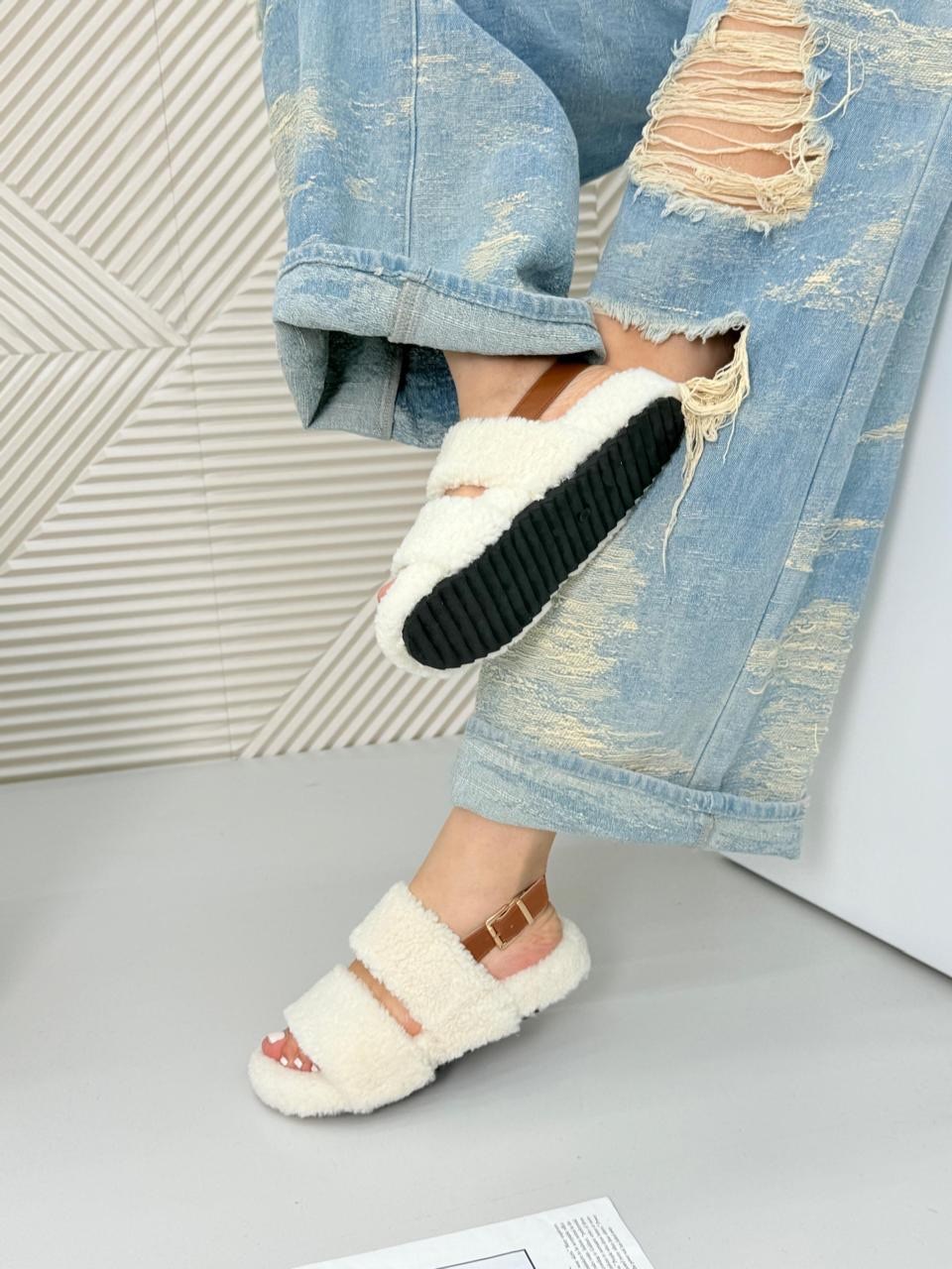 ,тапочки модные,меховые тапочки,домашние тапочки,тапочки меховые домашние