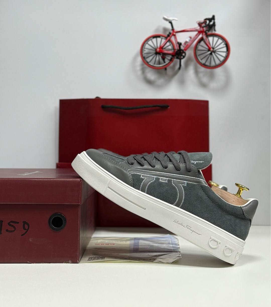 кеды salvatore ferragamo,кеды замшевые,кеды santoni мужские,кеды santoni,