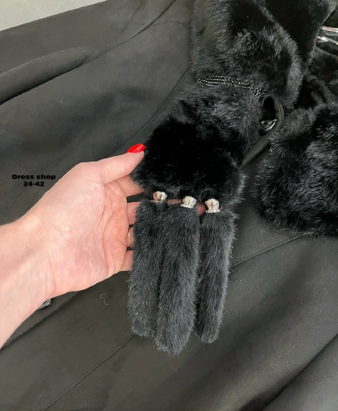 дубленка женская,дубленка женская из натуральной овчины,черная дубленка,стильная дубленка,дубленка с капюшоном