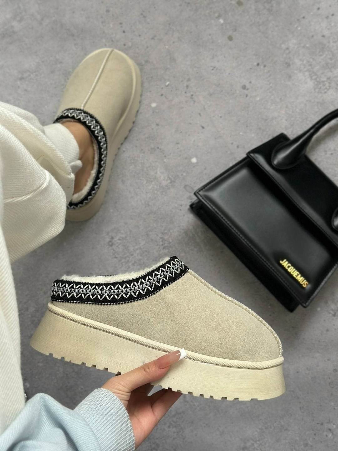 угги женские,,дизайнерская ,повседневная , теплая