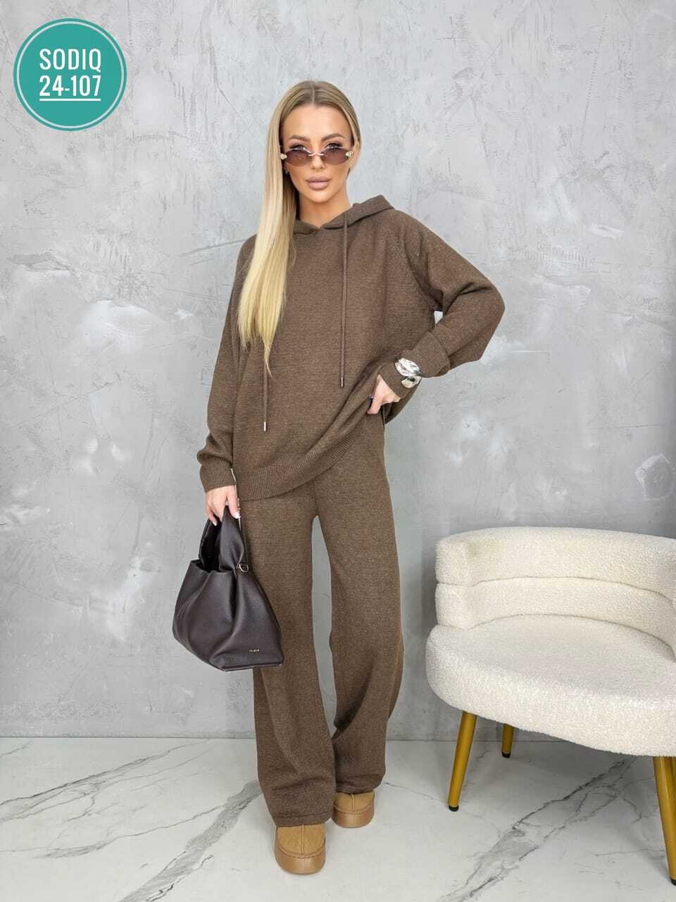 трикотажные костюмы,трикотажные костюмы женские,женские костюмы,костюм женский на флисе,кашемировый костюм