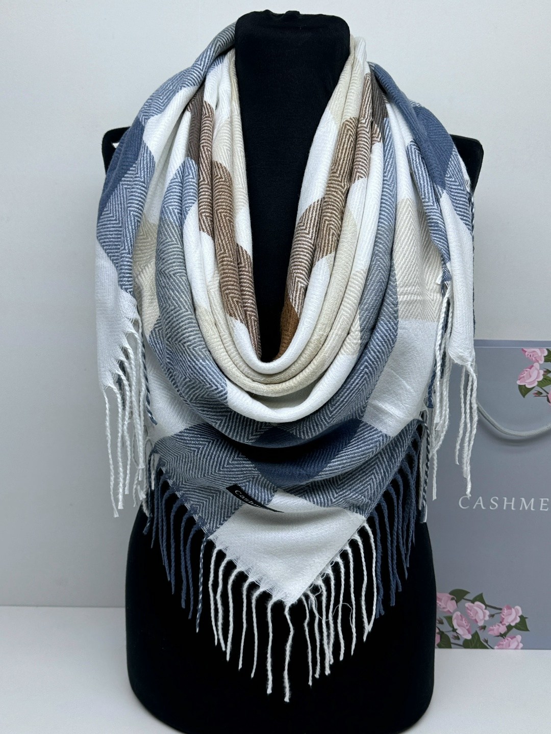 платки шарф,платок женский кашемир,платки кашемир,платки теплые,платок кашемировый