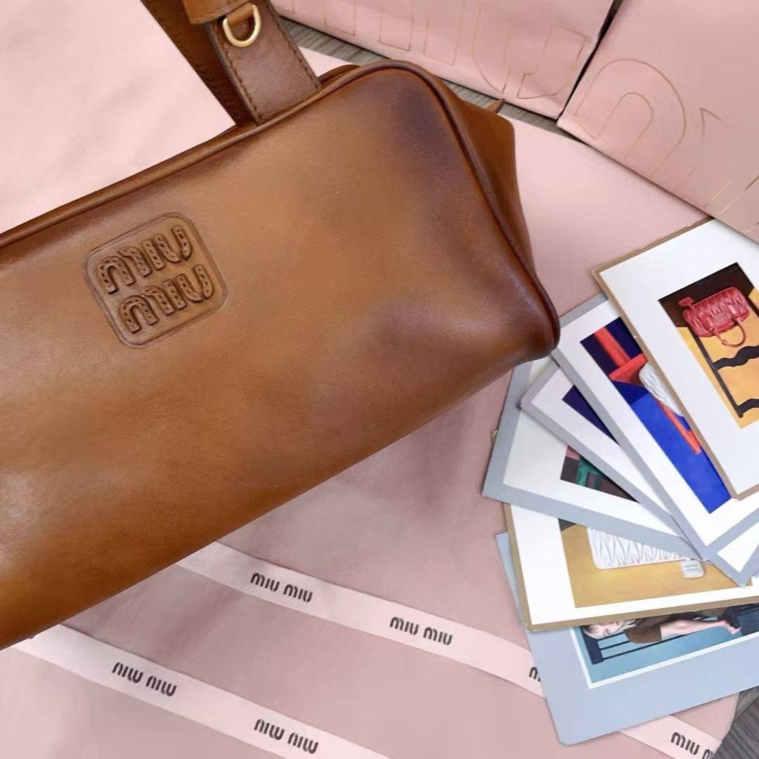 сумки,кожаная сумка,сумка,женская сумка,сумки коричневый