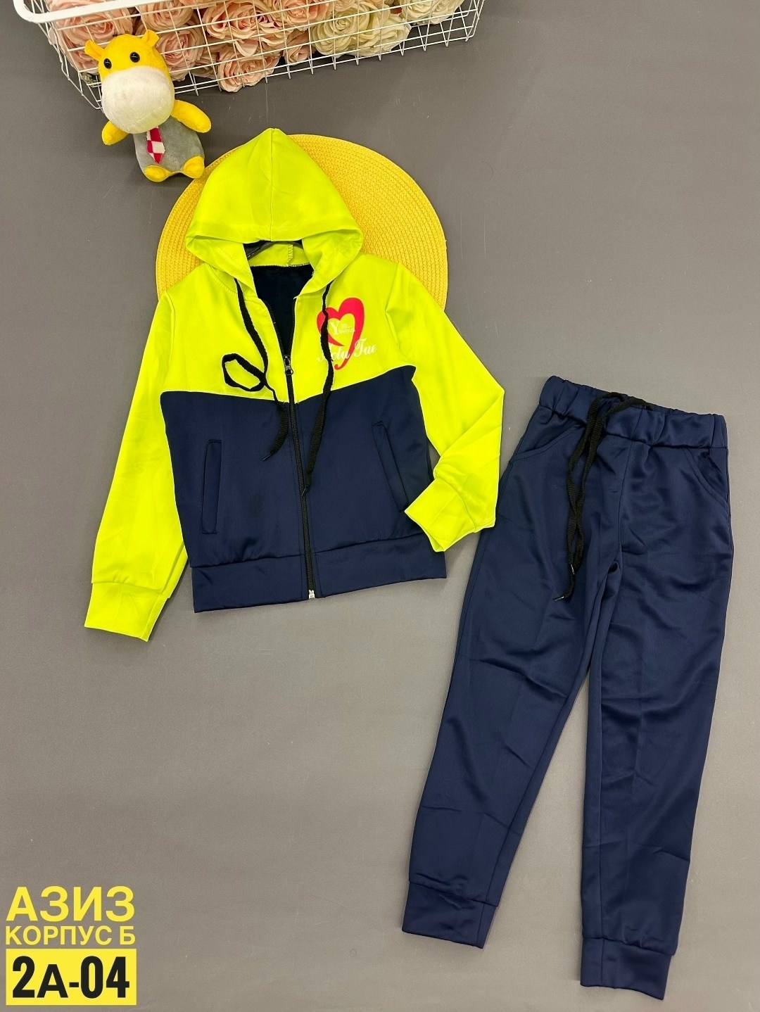 спортивные костюм,костюмы спортивные для девочки,костюмы спортивные для мальчика,костюм на физкультуру,спорт костюм